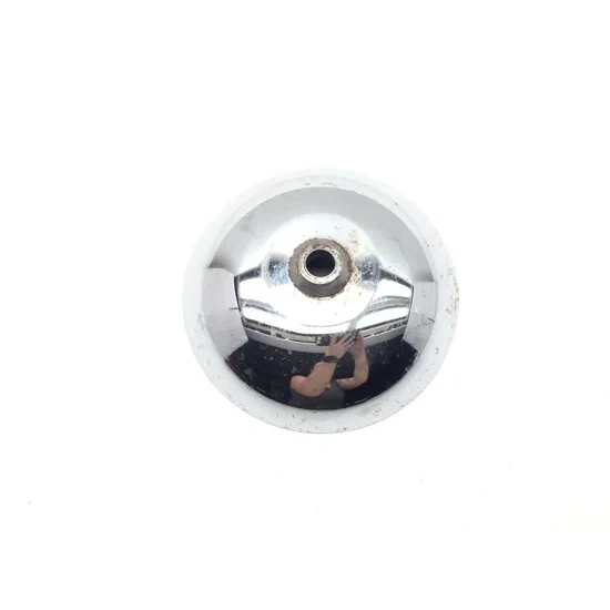 Harley-Davidson 2001 Heritage Softail Classic EFI Front Wheel Hub Cap 3435 x