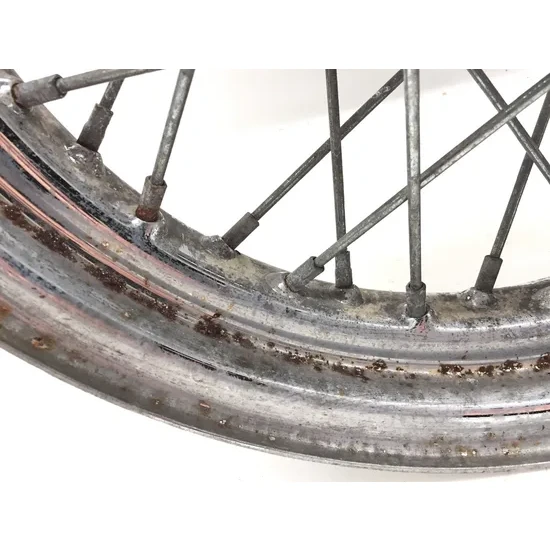 Harley-Davidson 2001 Heritage Softail Classic EFI Rear Wheel Rim Spoked 3435 x 4