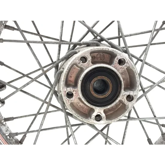 Harley-Davidson 2001 Heritage Softail Classic EFI Rear Wheel Rim Spoked 3435 x 8