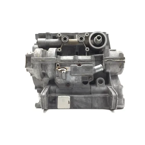 Polaris 2018 RZR S 900 Engine Upper Lower Center Cases Case 3438 x 2207371