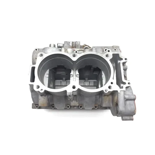 Polaris 2018 RZR S 900 Engine Upper Lower Center Cases Case 3438 x 2207371 10