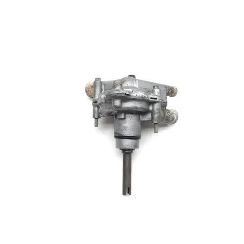 Honda 2001 CBR929RR Engine Water Pump Assembly 3443 19200-MCJ-000 4
