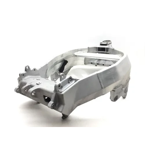 Honda 2001 CBR929RR Main Frame Chassis 3443 50100-MCJ-670 6