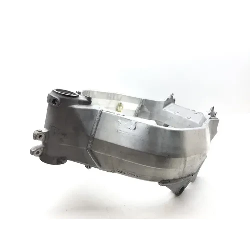 Honda 2001 CBR929RR Main Frame Chassis 3443 50100-MCJ-670 8