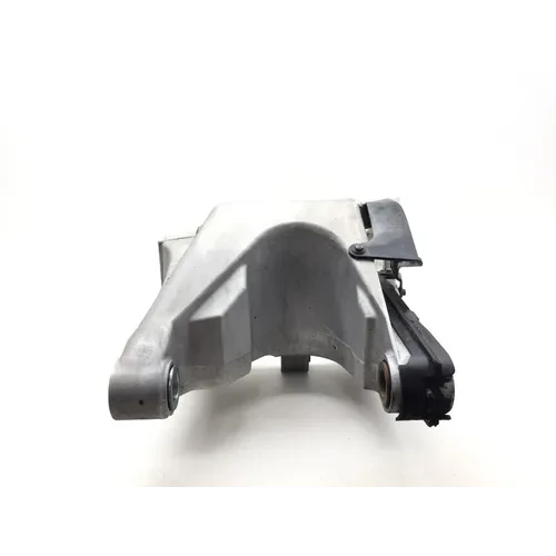 Honda 2001 CBR929RR Swing Arm Swingarm 3443 52200-MCJ-000 4