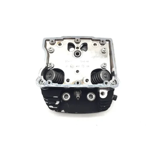 Harley 2000 Electra Glide Classic EFI Engine Cylinder Head Complete Front 3444 x 4