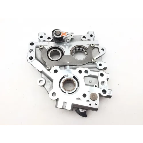 Harley 2000 Electra Glide Classic EFI Cam Support Plate Oil Pump 3444 x 10