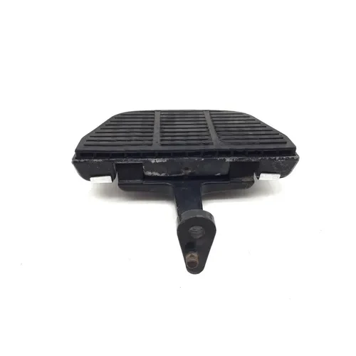 Harley 2000 Electra Glide Classic EFI Left Right Passenger Floorboards 3444 x 4