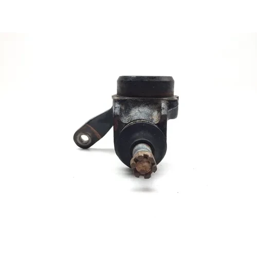 Honda 2003 Foreman 450 TRX450FE 4x4 Right Front Spindle Steering Knuckle 3446 x 5