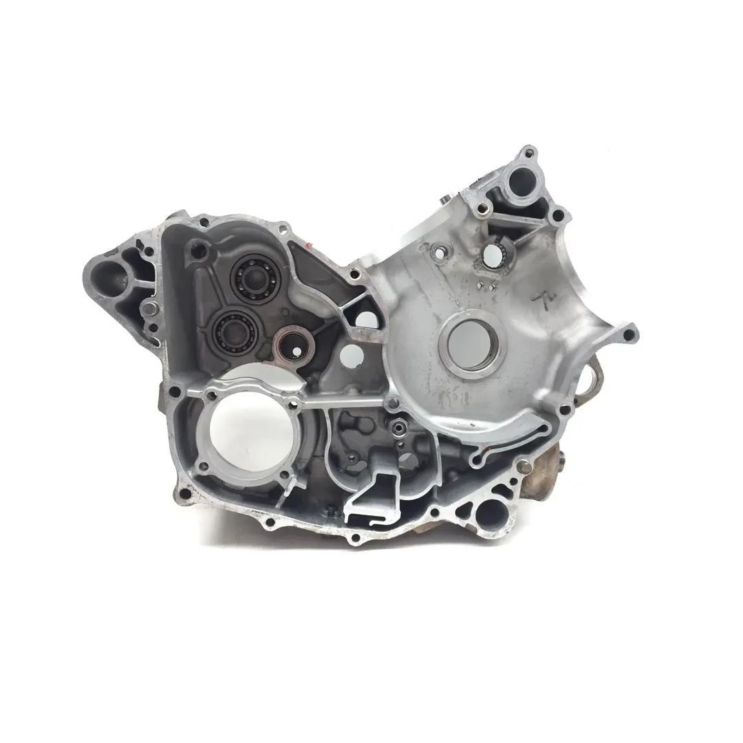 Kawasaki 2009 Teryx 750 KRF750LA FI Engine Left Right Center Cases Case 3447
