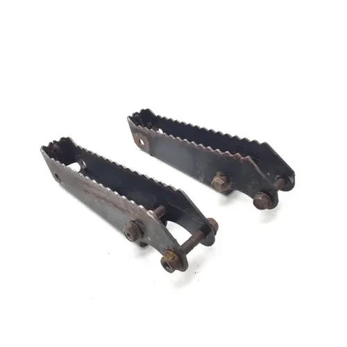 Honda 2002 Rancher 350 TRX350FM 4x4 S Footpegs Foot Pegs 3459 50610-HM8-000 2