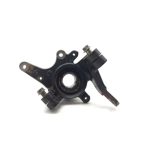 2000 Suzuki Quadmaster 500 Left Driver Front Spindle Steering Knuckle 3465 6
