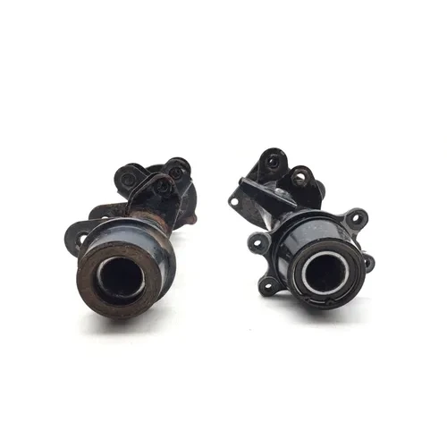 2000 Suzuki Quadmaster 500 Axle Tube Housing 3465 61100-09F10 61200-09F10 2