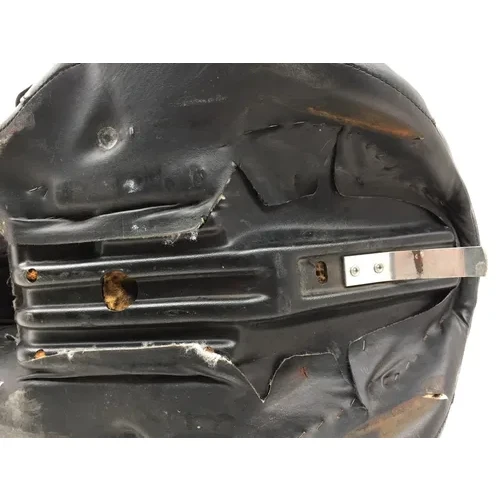 2001 Harley-Davidson Road King FLHR Seat 3452 52949-97 10
