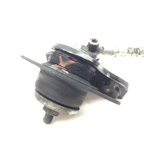 2008 Harley Road King FLHR Engine Motor Mounts 3470 x 2