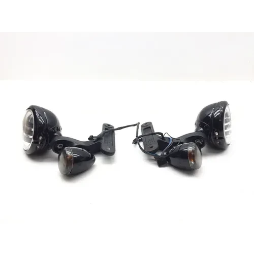 2008 Harley Road King FLHR Front Spot Lights and Signals 3470 x 68766-94 7