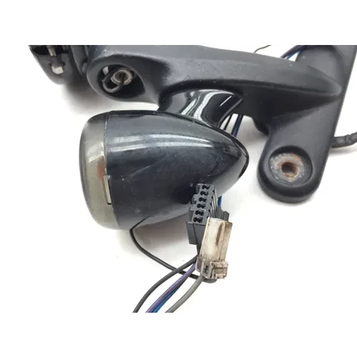 2008 Harley Road King FLHR Front Spot Lights and Signals 3470 x 68766-94 8