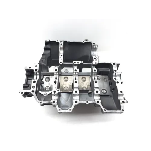2010 Yamaha YZF R1 Upper Lower Center Cases Case 3479  14B-15100-09-00 9