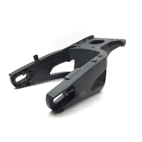 2010 Yamaha YZF R1 Swing Arm Swingarm 3479  14B-22110-00-P0 6