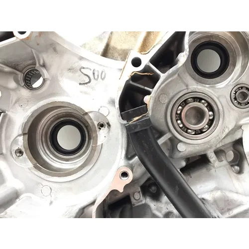 Kawasaki A Teryx 750 Engine Left Right Center Cases Case 3477  14001-0109 10