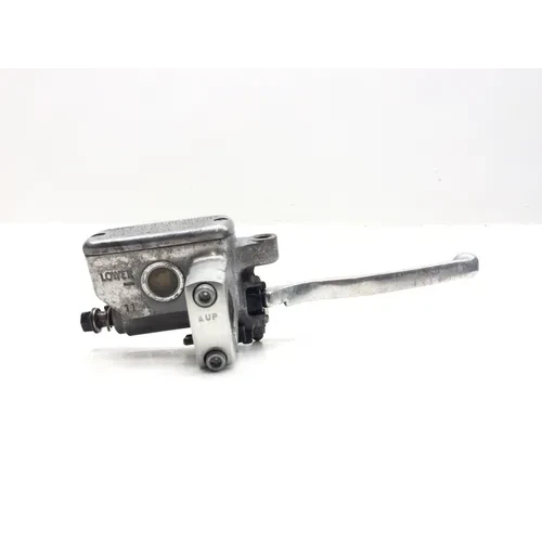 1997 Honda Magna 750 Front Brake Master Cylinder 3485 45510-MZ8-305 2