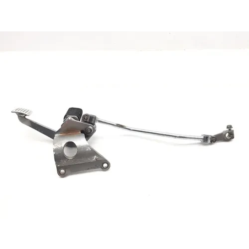 1997 Honda Magna 750 Right Foot Peg 3485 50615-MZ5-000 3