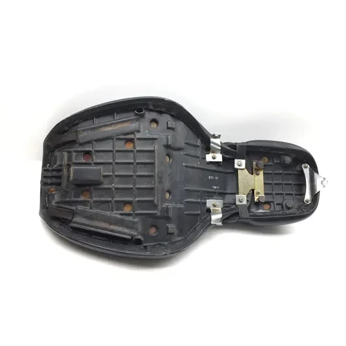 1997 Honda Magna 750 Seat 3485 77200-MZ5-000 x 4