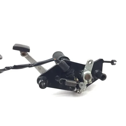 Kawasaki A Vulcan 800 Right Forward Control 3482  x 3