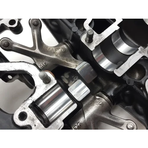 Suzuki A Boulevard Engine Cylinder Head Complete W Cams Rear 3484 5