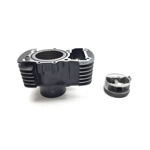 Suzuki A Boulevard Engine Cylinder Jug W Piston Front 3484