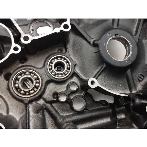 2006 Suzuki Boulevard C50T Engine Left Right Center Cases 3484 11302-39821 11