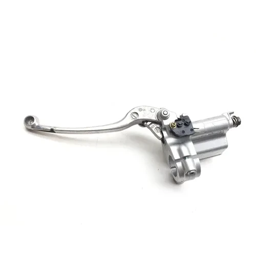 Suzuki A Boulevard Front Brake Master Cylinder 3484 57300-41F10, 59600-10F50 6