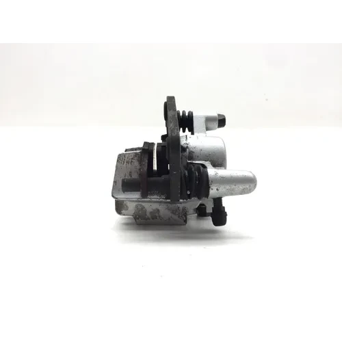2006 Suzuki Boulevard C50T Front Brake Caliper 3484 59100-33DB0-999 2