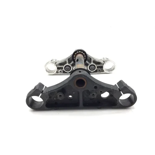 Suzuki A Boulevard Upper Lower Triple Tree Set 3484 51311-41F40, 51410-41F50 5