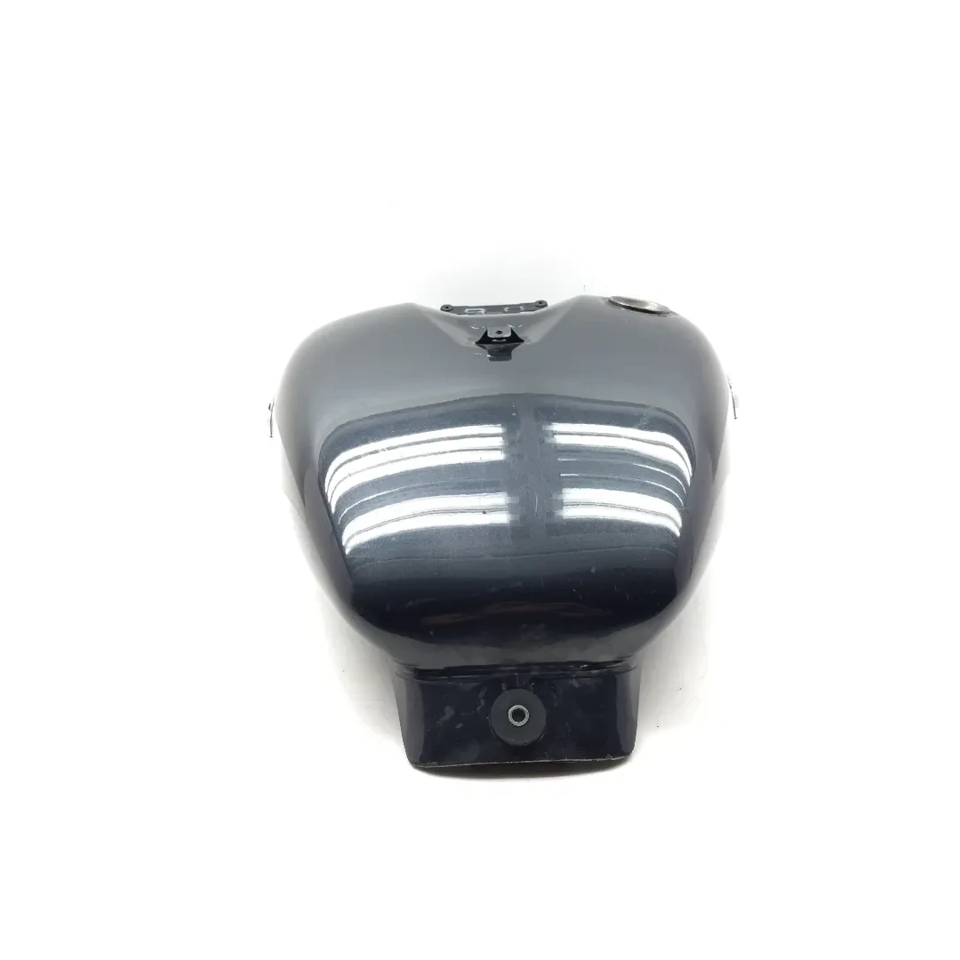 2006 Suzuki Boulevard C50T Gas Tank Fuel Petrol 3484 x