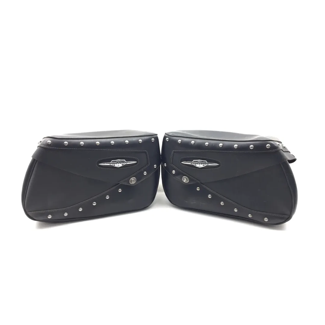 2006 Suzuki Boulevard C50T Saddlebags 3484 x