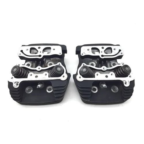 Screamin Eagle Front Rear Cylinder Head Set 2002 Harley Fat Boy FLSTF 3481 x 6