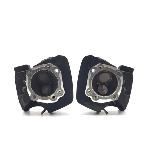 Screamin Eagle Front Rear Cylinder Head Set 2002 Harley Fat Boy FLSTF 3481 x 8