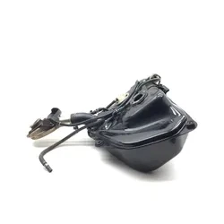 Gas Tank Fuel Petrol 1999 Suzuki Intruder 1500 44110-10F00