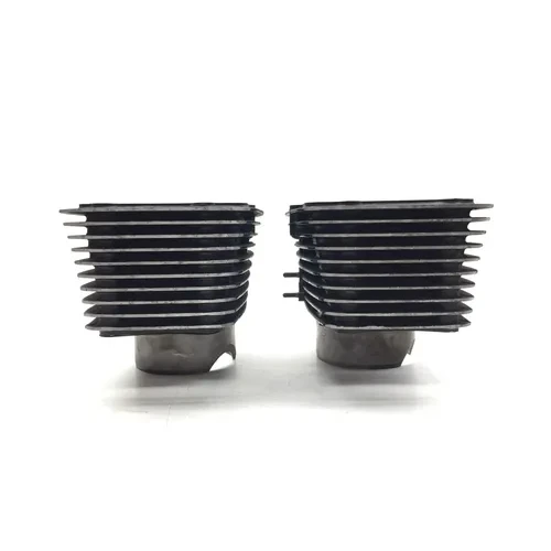 Front Rear Cylinder Jugs w Pistons 1999 Suzuki Intruder 1500 3