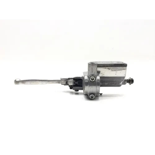 Clutch Perch Master Cylinder 1999 Suzuki Intruder 1500  57500-10F00, 59800-10F00 2
