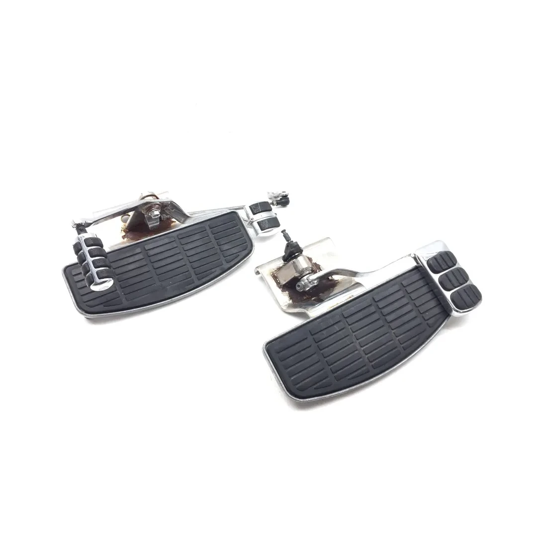 Left Right Driver Floorboards Set 1999 Suzuki Intruder 1500 x