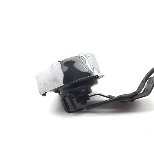 Horn 1999 Suzuki Intruder 1500 x 38500-10F00 4