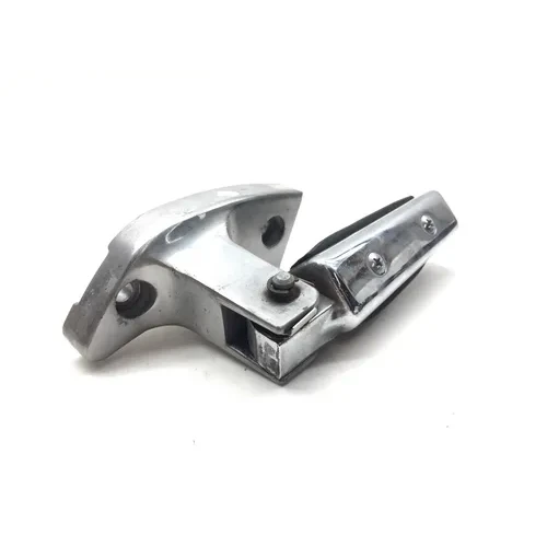 Left Right Set Passenger Peg Bracket 1999 Suzuki Intruder 1500 6