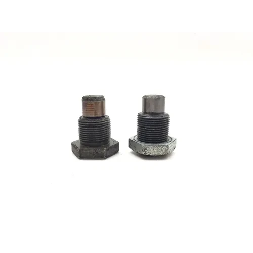 Swing Arm Swingarm Bolt 1999 Suzuki Intruder 1500  61213-10F00, 61213-24A00 3