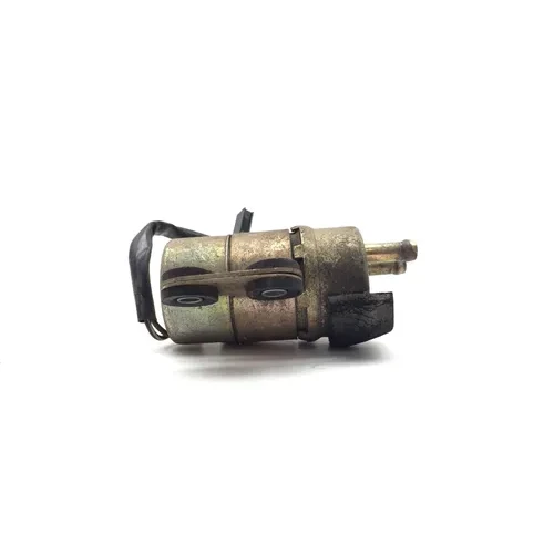 Gas Fuel Tank Pump 1999 Suzuki Intruder 1500  15100-10F00 3