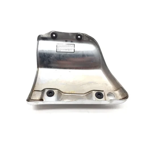 Front Engine Cover 1999 Suzuki Intruder 1500 x 4