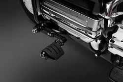 Kuryakyn Ergo 3 Adjustable Cruise Mount Kit w Dually Footpegs Black