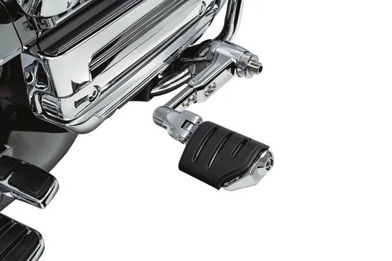 Kuryakyn Ergo 3 Adjustable Cruise Mount Kit w Dually Footpegs Chrome