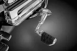Kuryakyn Ergo 3 Adjustable Cruise Mount Kit w Dually Footpegs Chrome